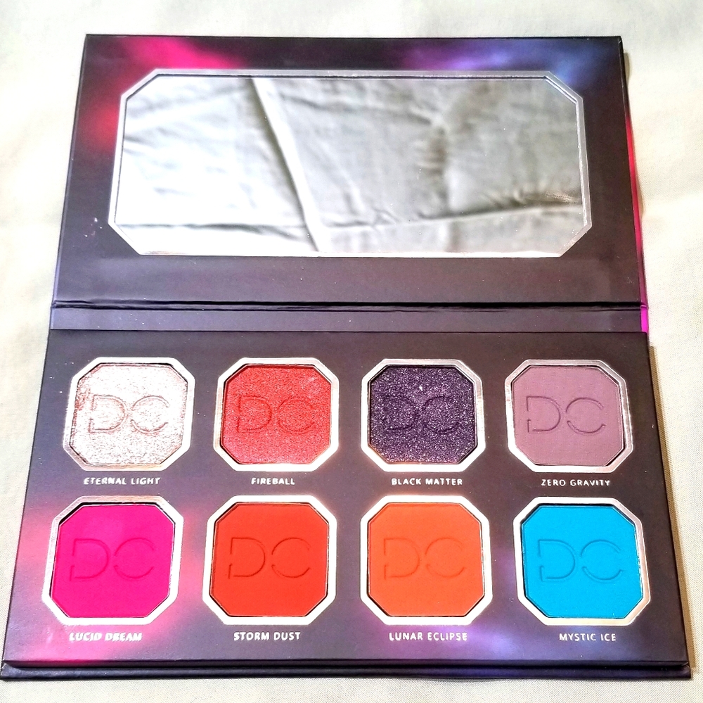 Celestial thunder eyeshadow palette